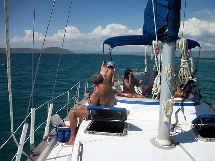 Hotel Deja Vu Montego Bay Hotel en barco