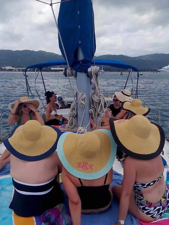 Hotel en barco Hotel Deja Vu Montego Bay