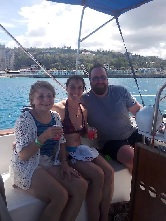 Hotel Deja Vu Montego Bay Hotel en barco