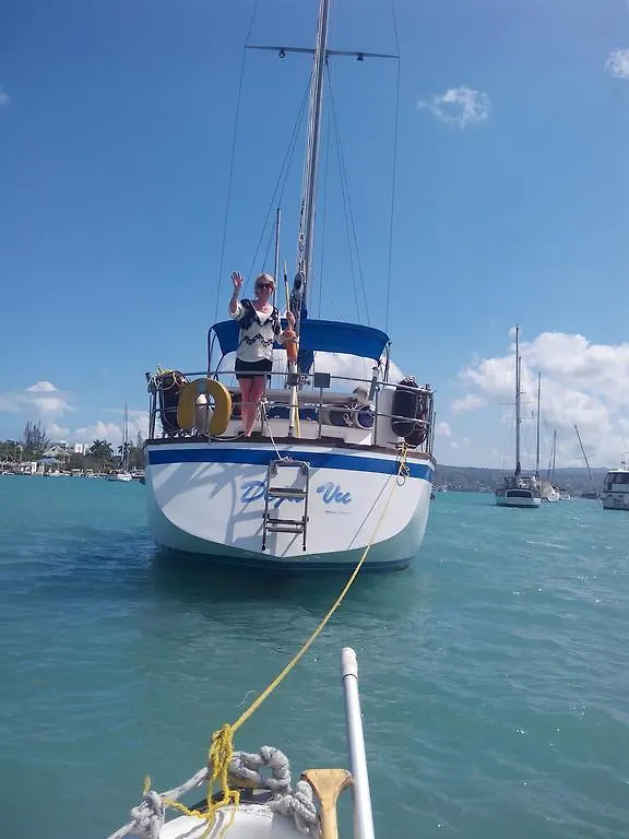 Botel Hotel Deja Vu Montego Bay